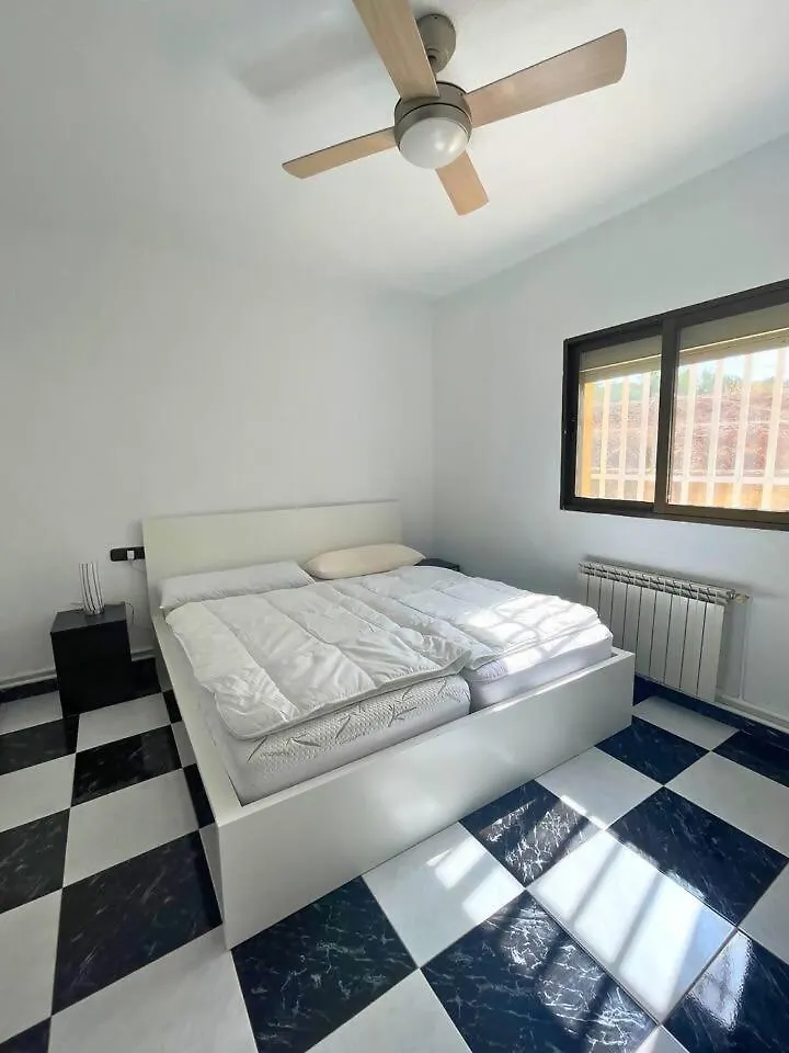 Nyaraló Casa Con Jardin En Ogijares Villa