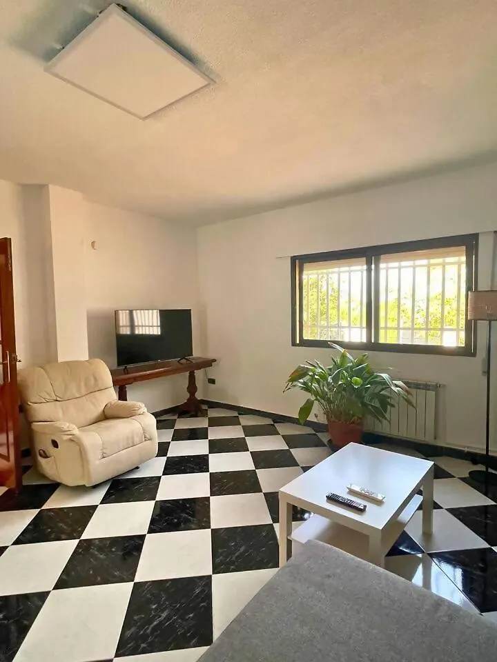 Casa Con Jardin En Ogijares Villa